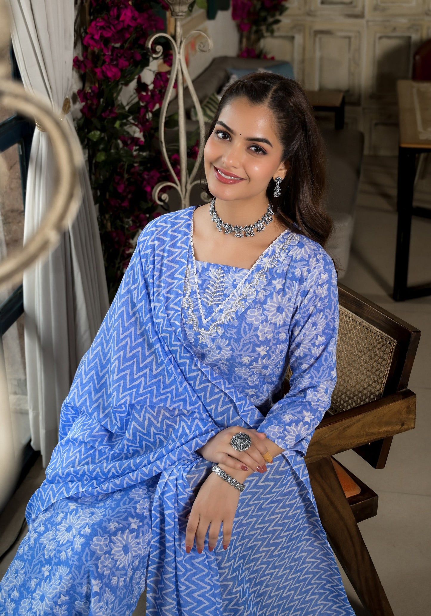 Blue Women's Kurta Set - Classic & Contemporary Styles | Divrano