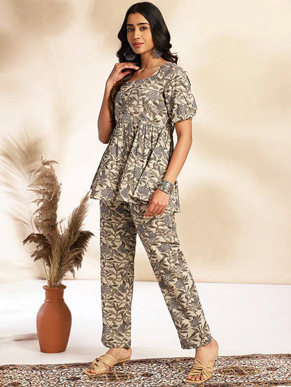 Grey Co ord Set For Women By Divrano